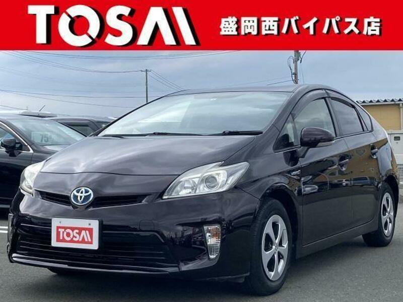 TOYOTA　PRIUS