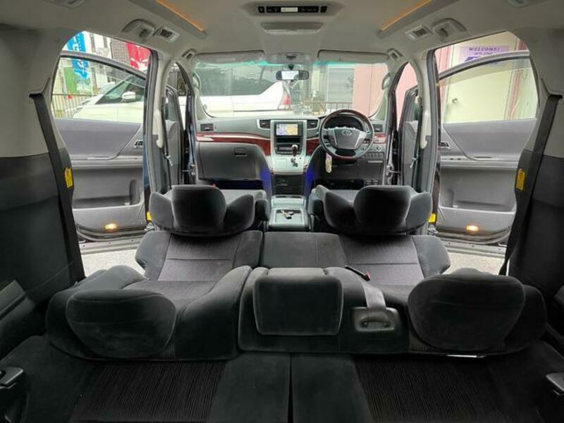 VELLFIRE-19