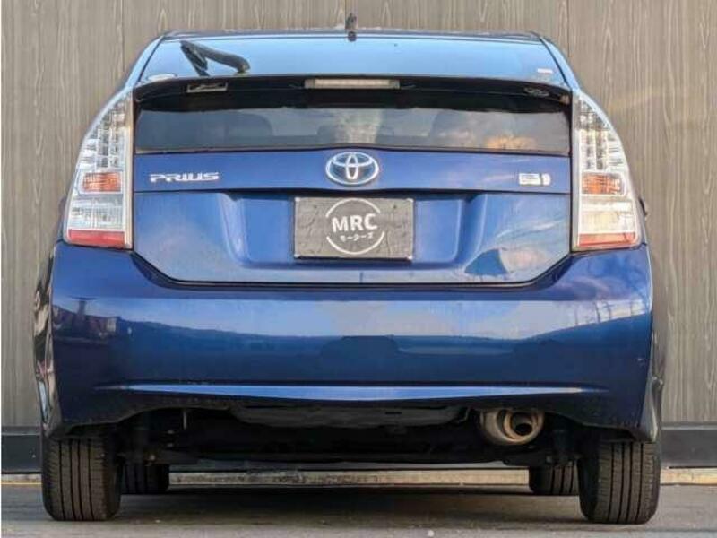 PRIUS-5