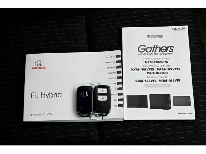 FIT HYBRID-27