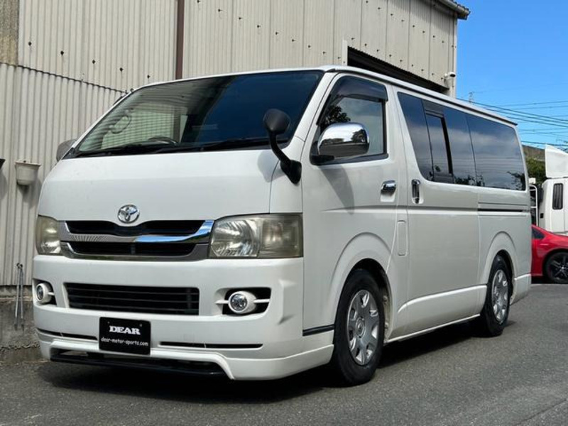 HIACE VAN-1