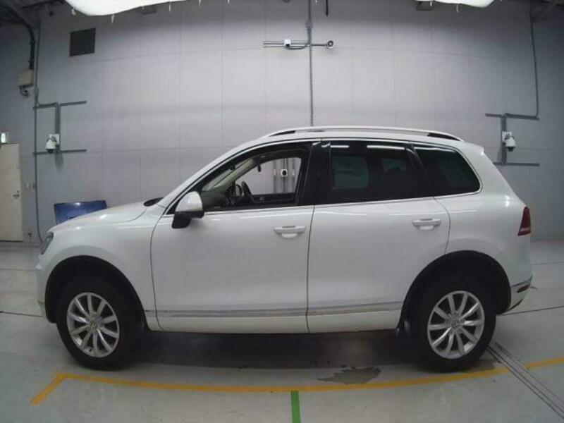 TOUAREG-6