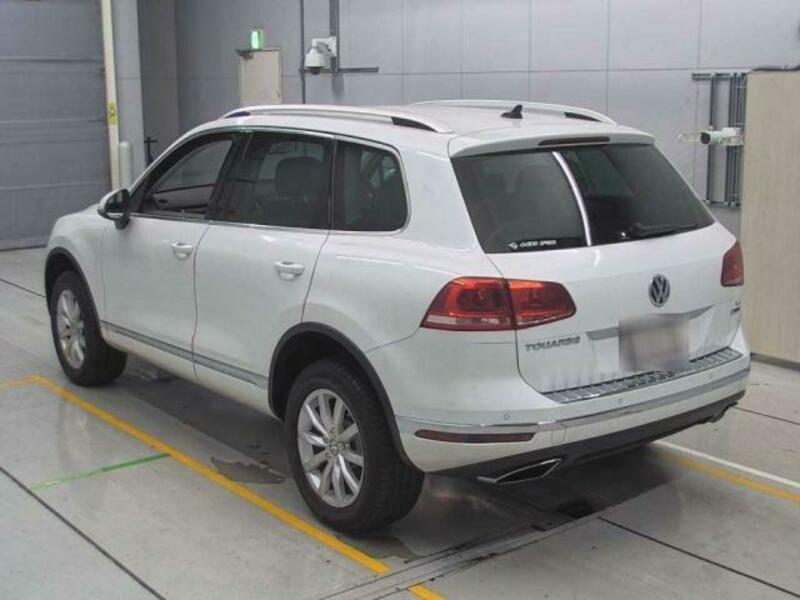 TOUAREG-8