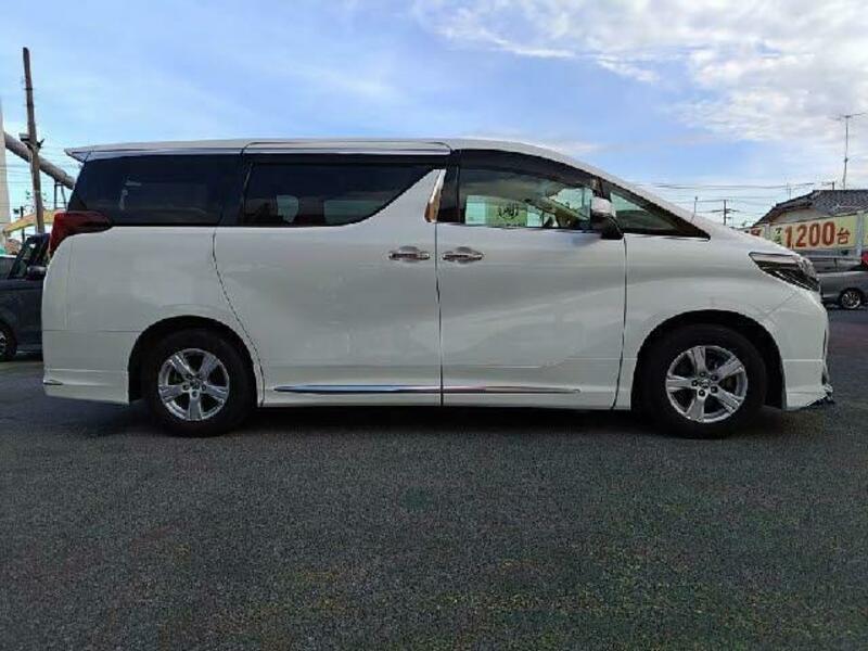 ALPHARD-9