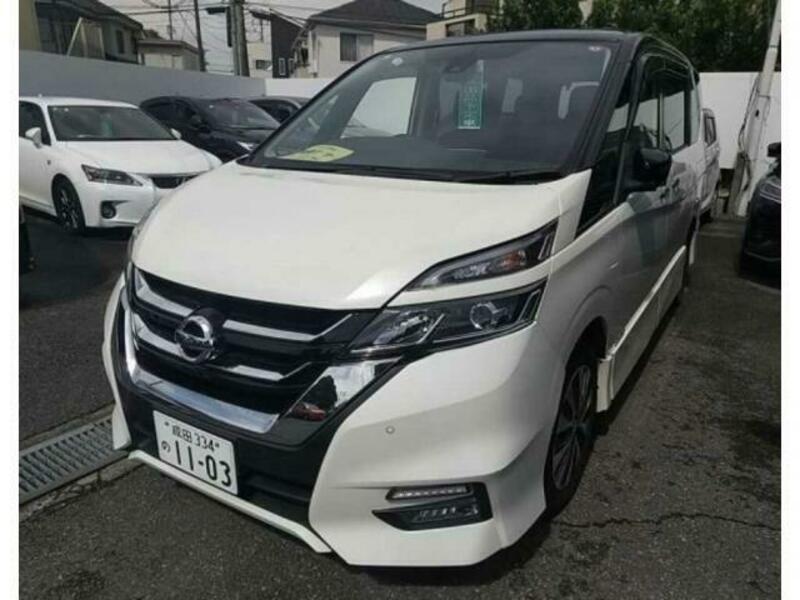 NISSAN　SERENA