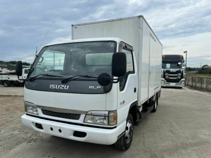 ISUZU　ELF