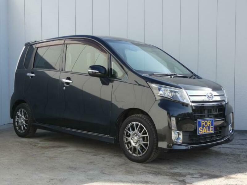 DAIHATSU　MOVE