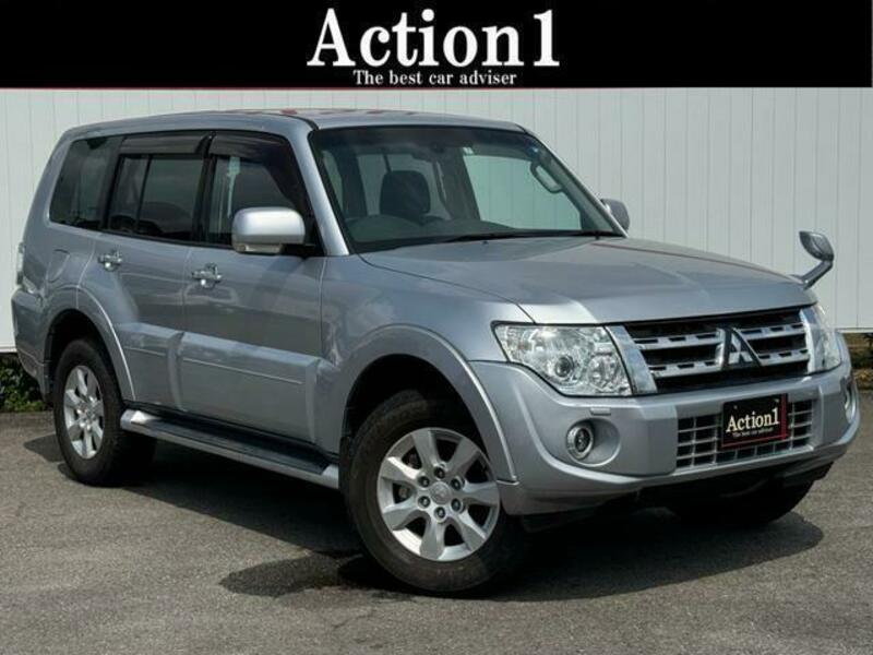 MITSUBISHI　PAJERO