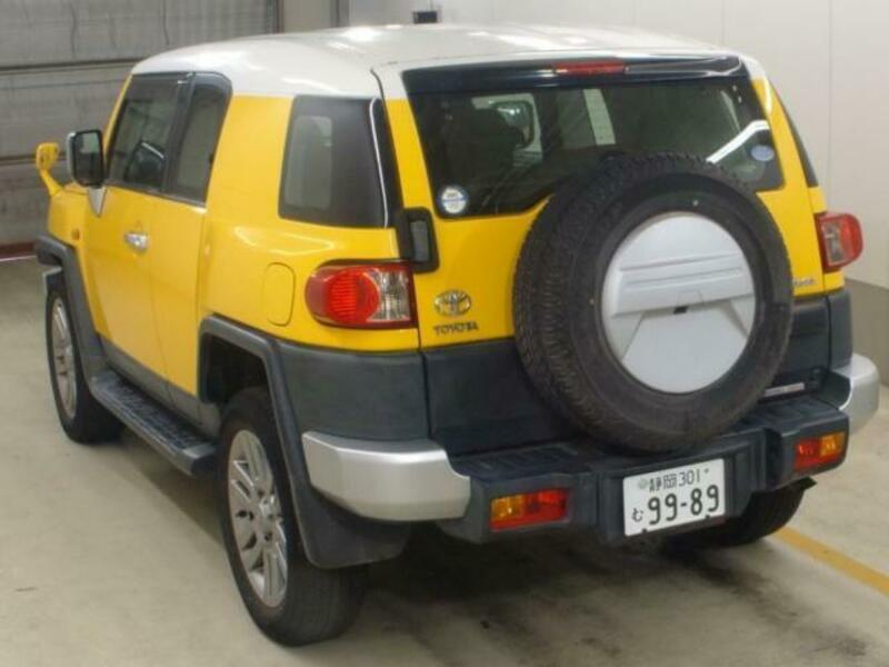 FJ CRUISER-3