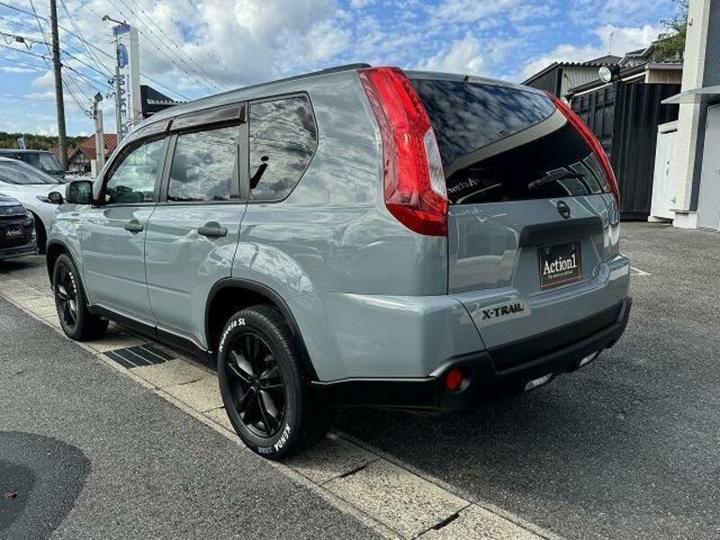 X-TRAIL-18