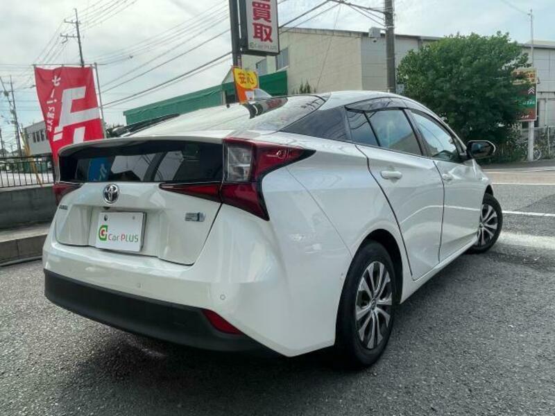 PRIUS-7