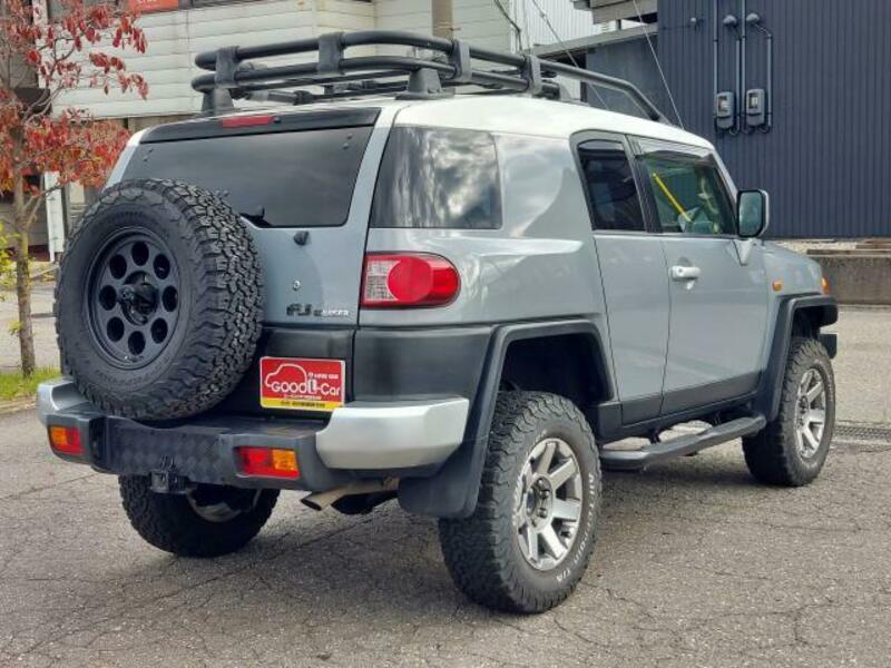 FJ CRUISER-13