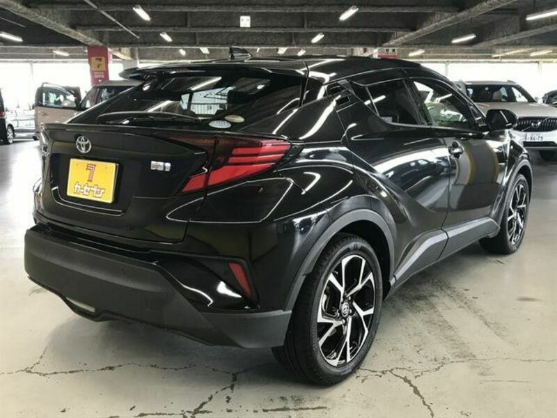 C-HR-7