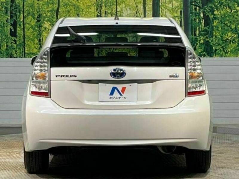 PRIUS-15