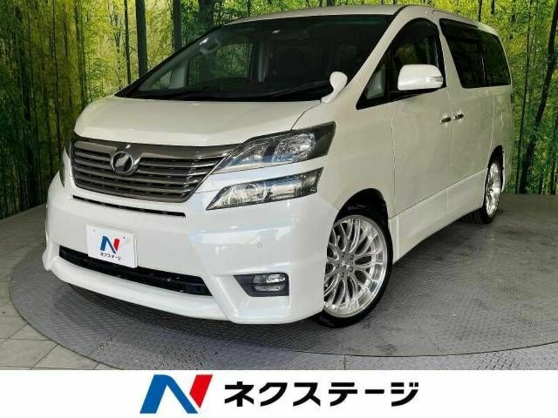 TOYOTA　VELLFIRE