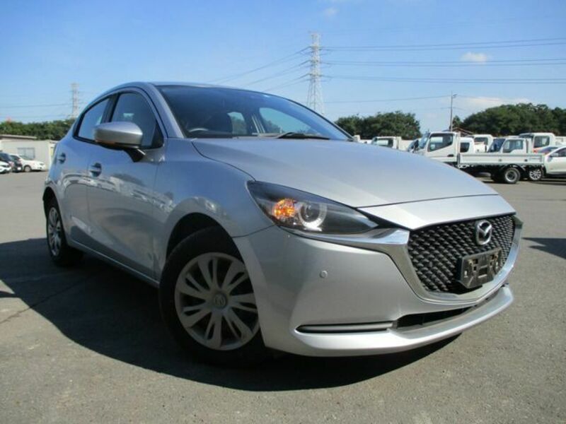 MAZDA　MAZDA2