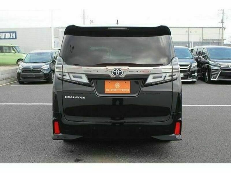 VELLFIRE-10