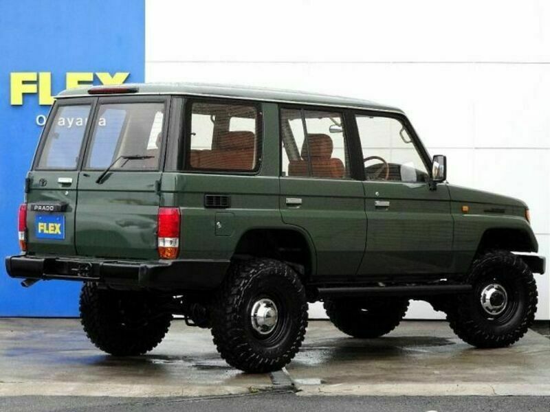 LAND CRUISER PRADO-1