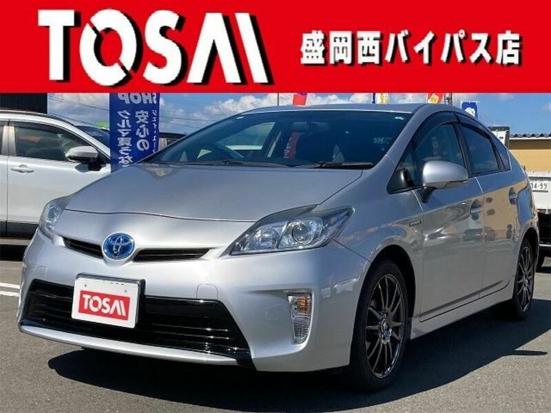 TOYOTA　PRIUS