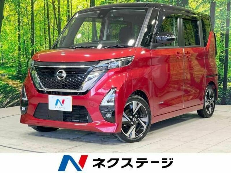 NISSAN　ROOX