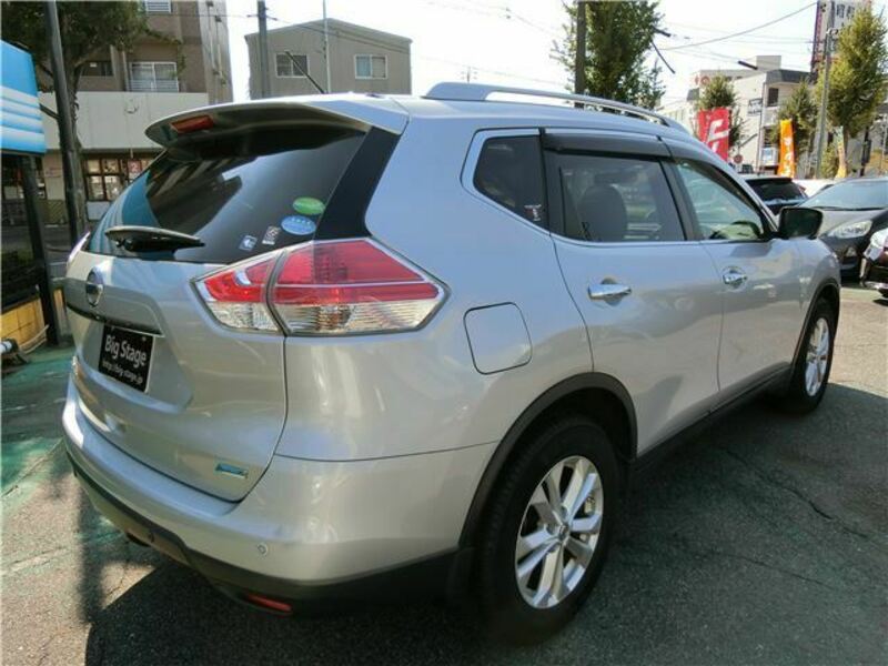 X-TRAIL-11