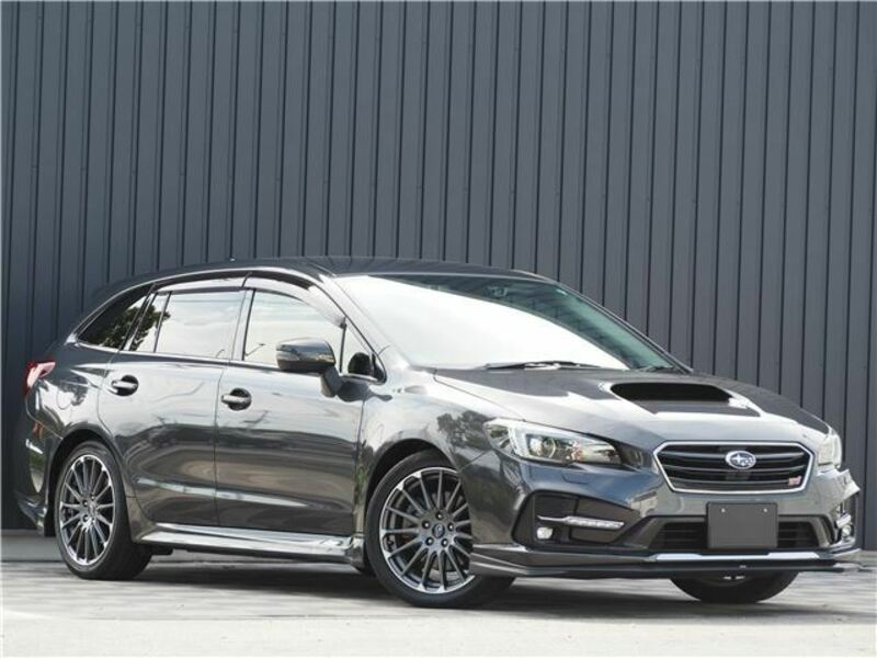 SUBARU　LEVORG