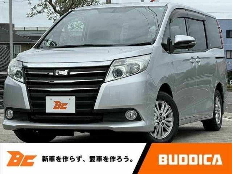 TOYOTA　NOAH