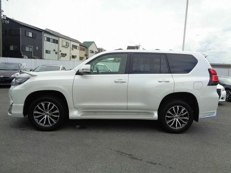 LAND CRUISER PRADO-28