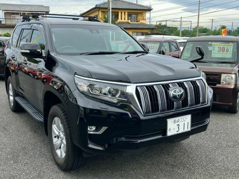 TOYOTA　LAND CRUISER PRADO