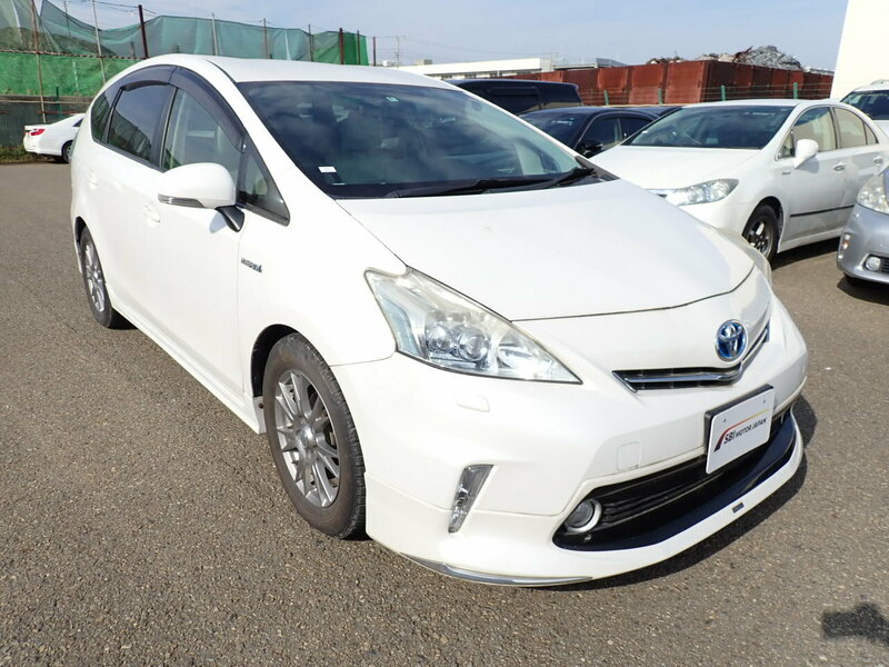 PRIUS ALPHA-2