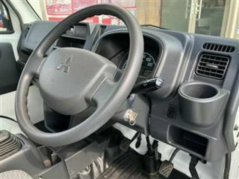 MINICAB TRUCK-2