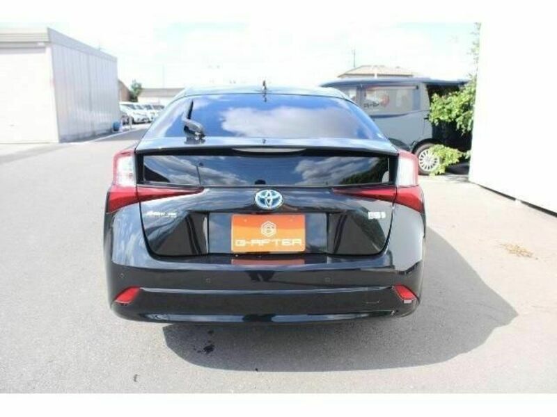 PRIUS-7