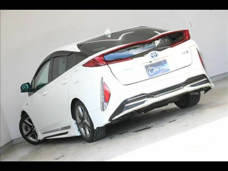 PRIUS PHV-10