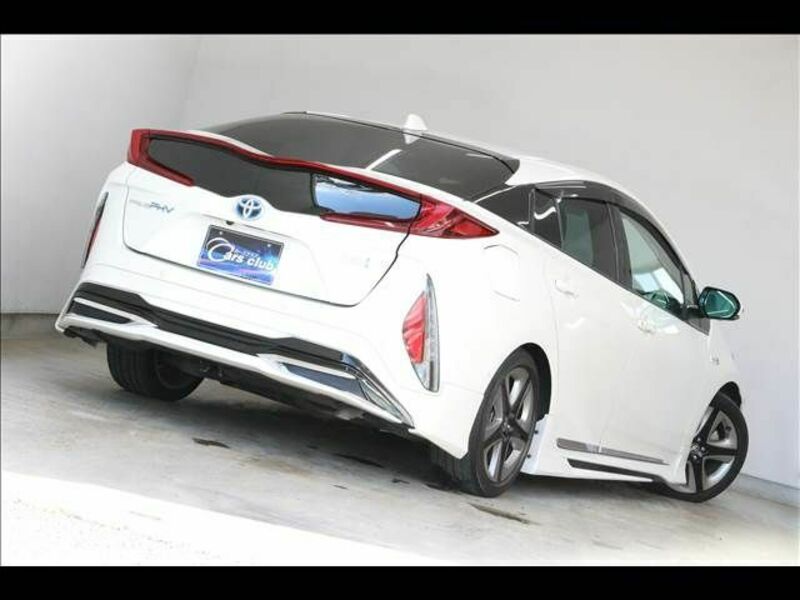 PRIUS PHV-11