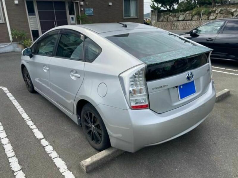 PRIUS-2