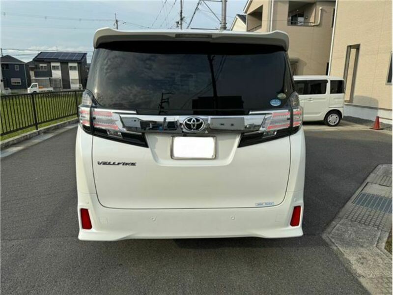 VELLFIRE-7