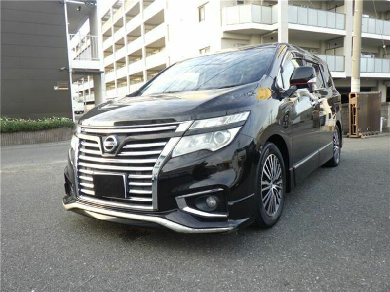 NISSAN　ELGRAND