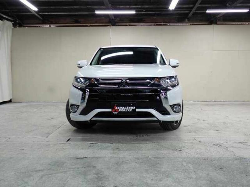 OUTLANDER PHEV-5