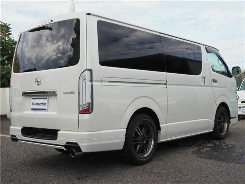 HIACE-26