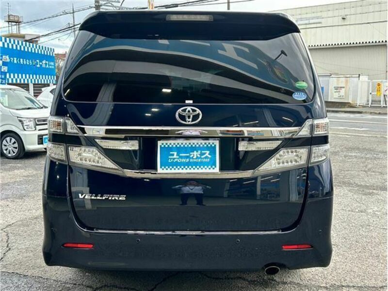 VELLFIRE-8