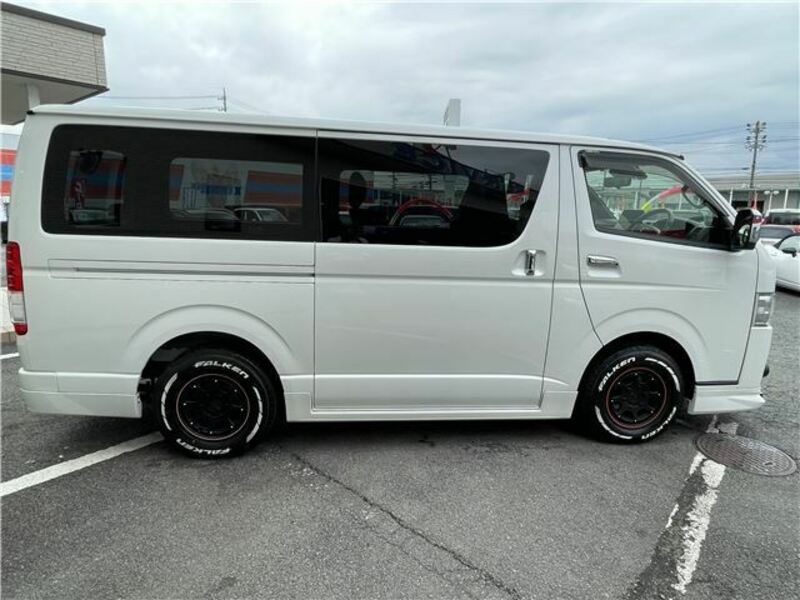 HIACE VAN-6