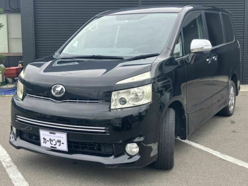 TOYOTA　VOXY