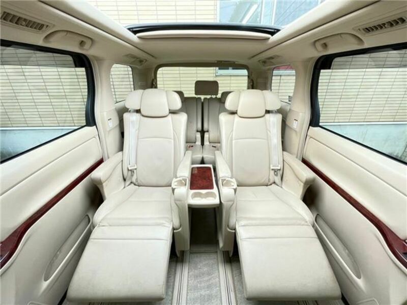 ALPHARD-21