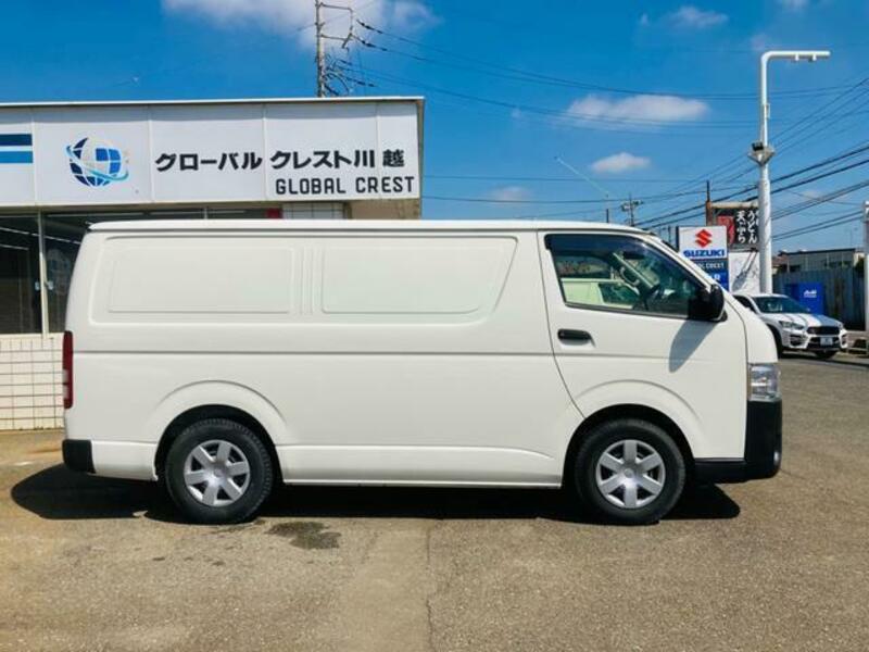 HIACE VAN-11