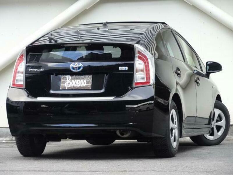 PRIUS-1