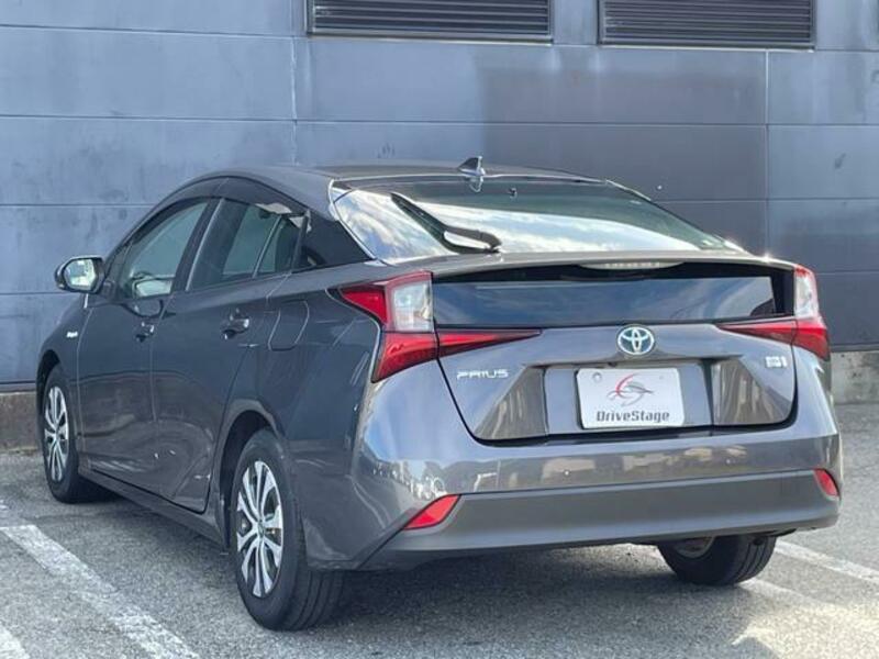 PRIUS-3