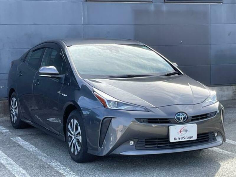 PRIUS-11