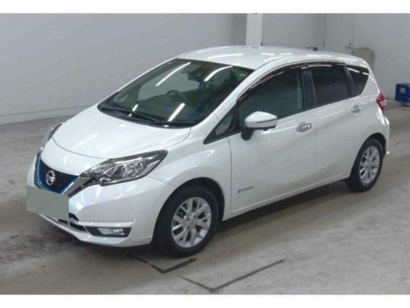 NISSAN　NOTE