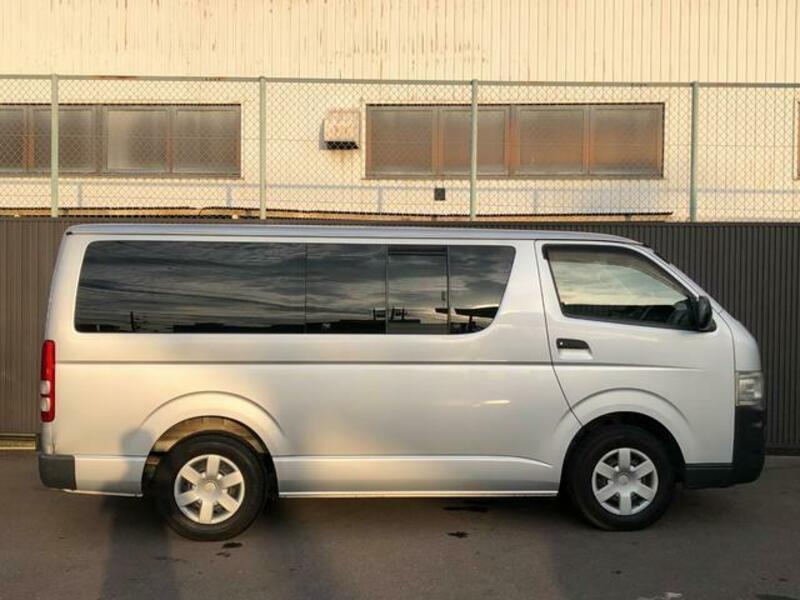 HIACE VAN-6