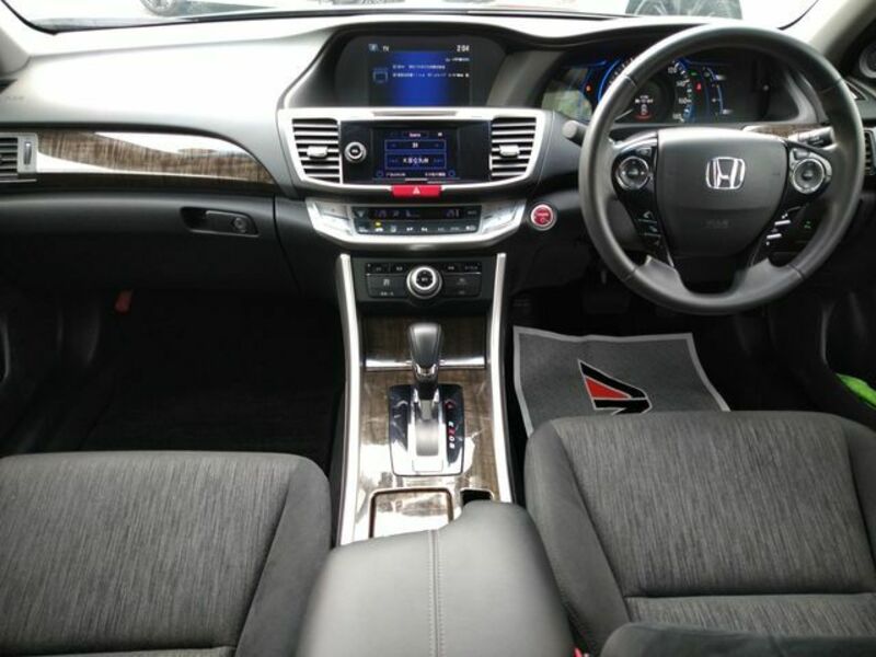 ACCORD HYBRID-8